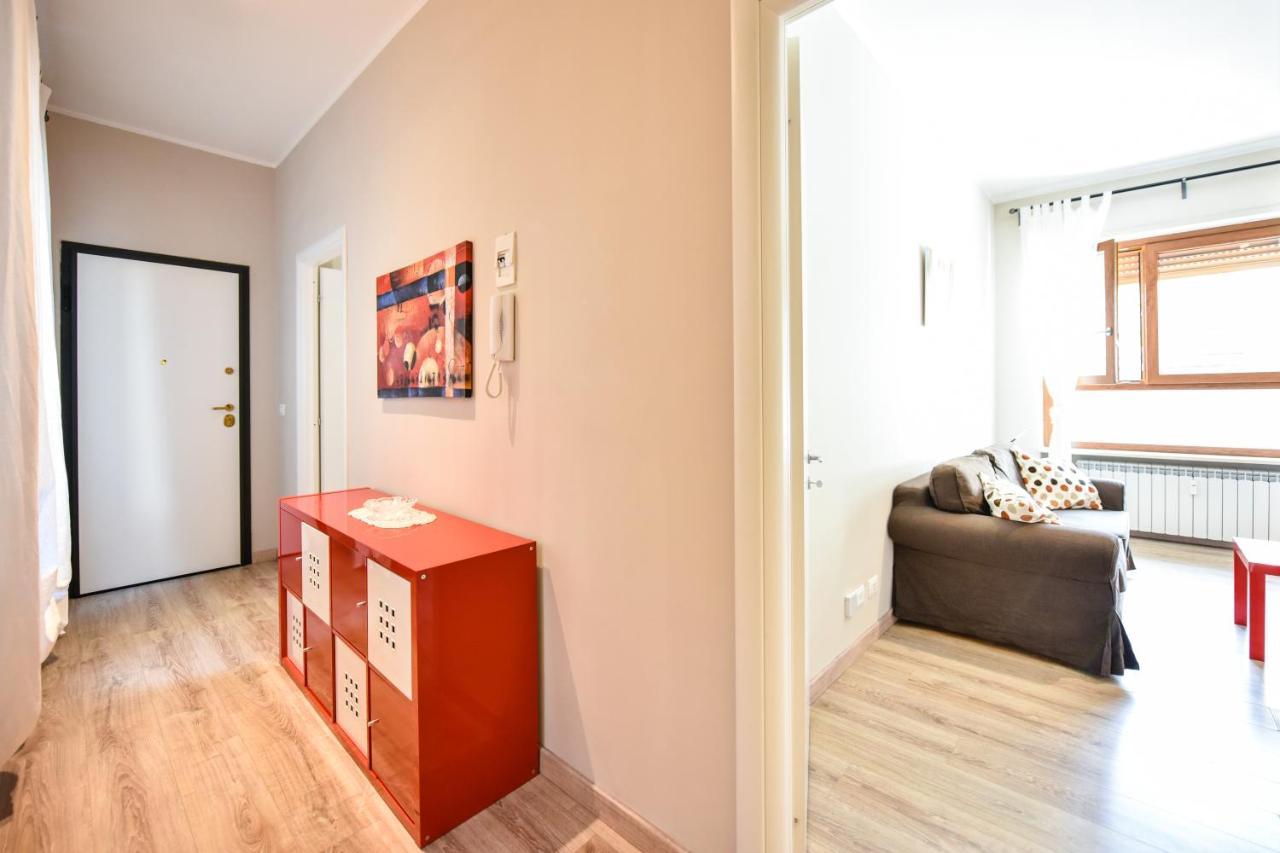 Top Living Apartments - Appartamenti Saluzzo Турин Экстерьер фото