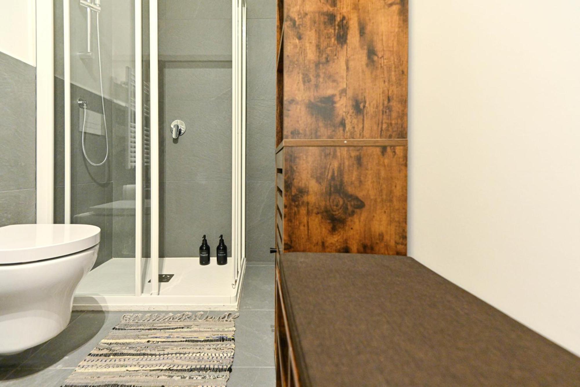 Top Living Apartments - Appartamenti Saluzzo Турин Экстерьер фото