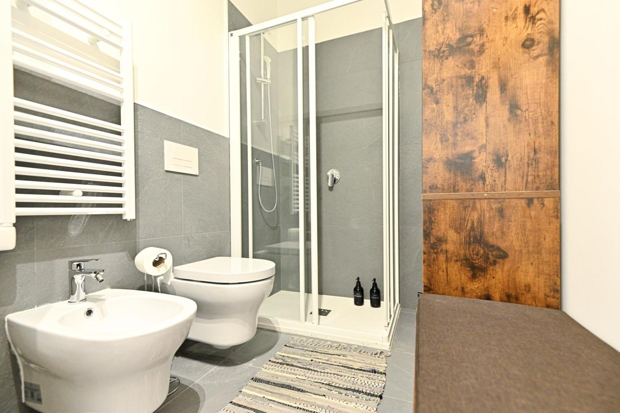 Top Living Apartments - Appartamenti Saluzzo Турин Экстерьер фото